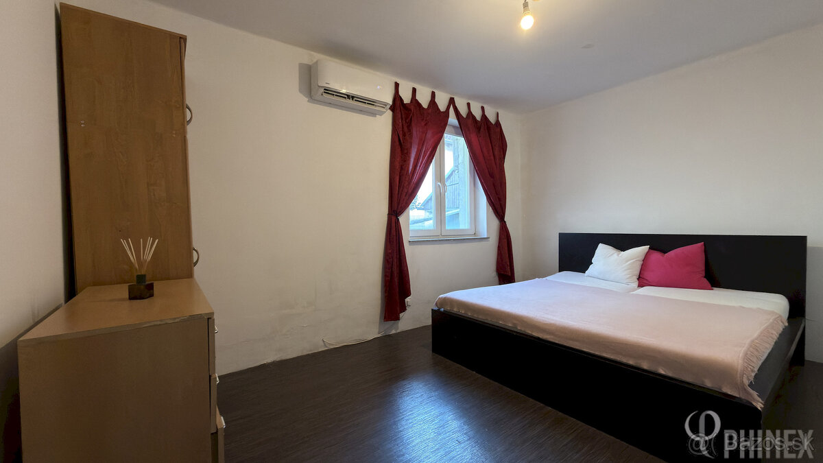 NA PREDAJ: 4-izbový tehlový dom na 787 m² pozemku – Ivanka p - 8