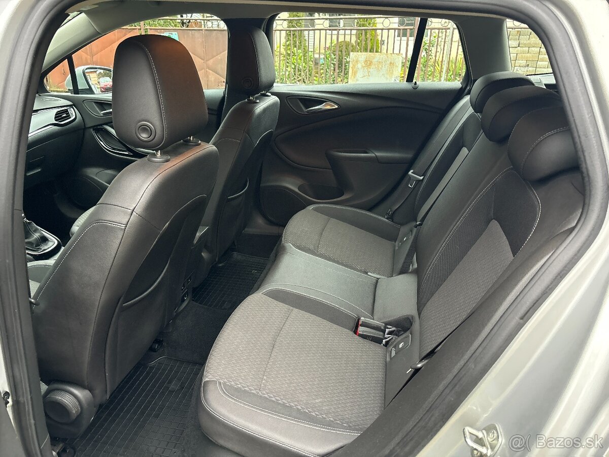 Opel Astra Sport Tourer ST 1.6 CDTI ecoFLEX S&S 110k Innovat - 8