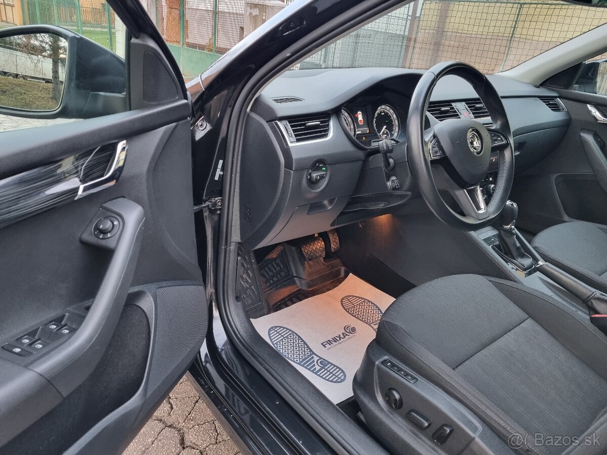 ===Škoda Octavia Combi=== - 8