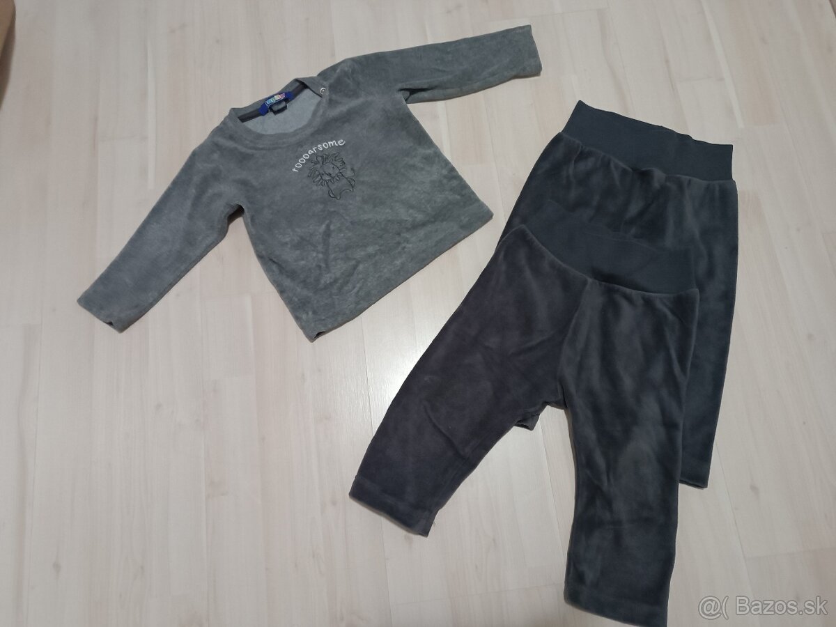 Balík oblečenia 74 + 74/80 - 8