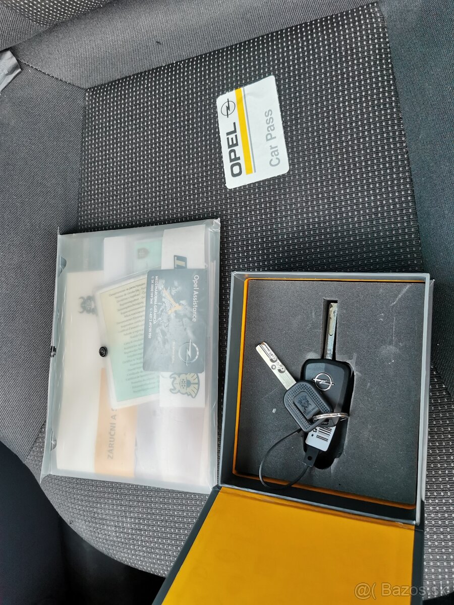 Opel zafira 1.7 cdti 7 miestne rok 2012 - 8