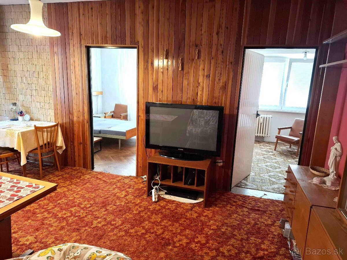 Pôvodný stav: 3 iz., Mládežnícka ul., B.Bystrica,159 000,-€ - 8