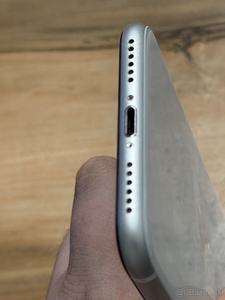 Predám Apple IPhone SE 2020 128GB White Stav Nového Telefónu - 8