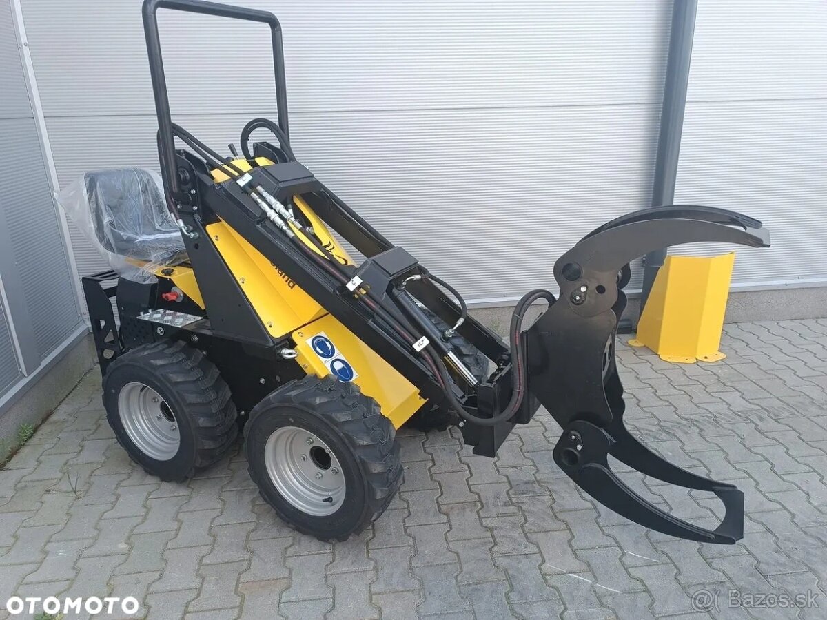 Predám mininakladač TUR N520 Briggs & Stratton 14HP - 8