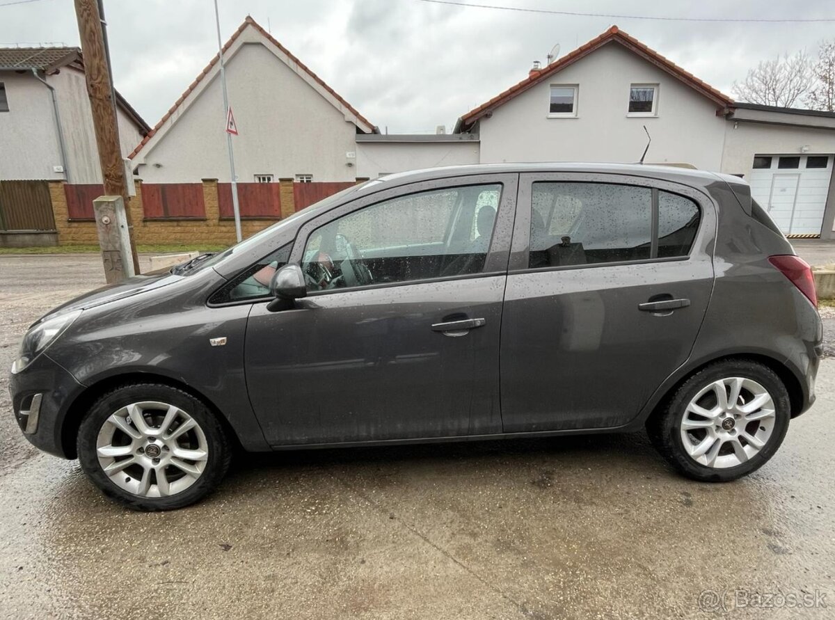 Opel Corsa D 1.3CDTi - 8