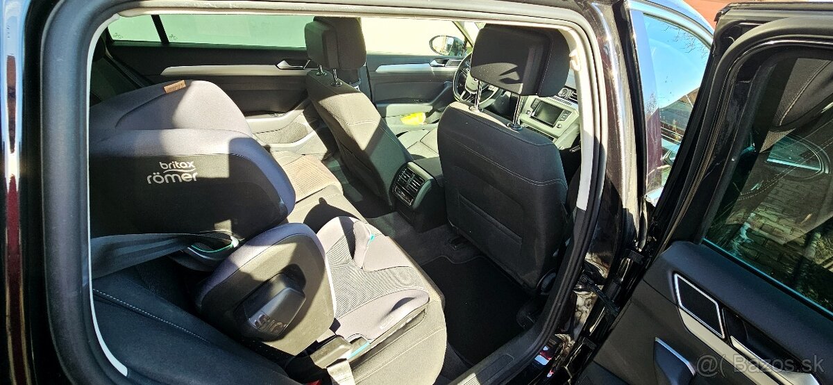 Volkswagen passat variant b8 - 8