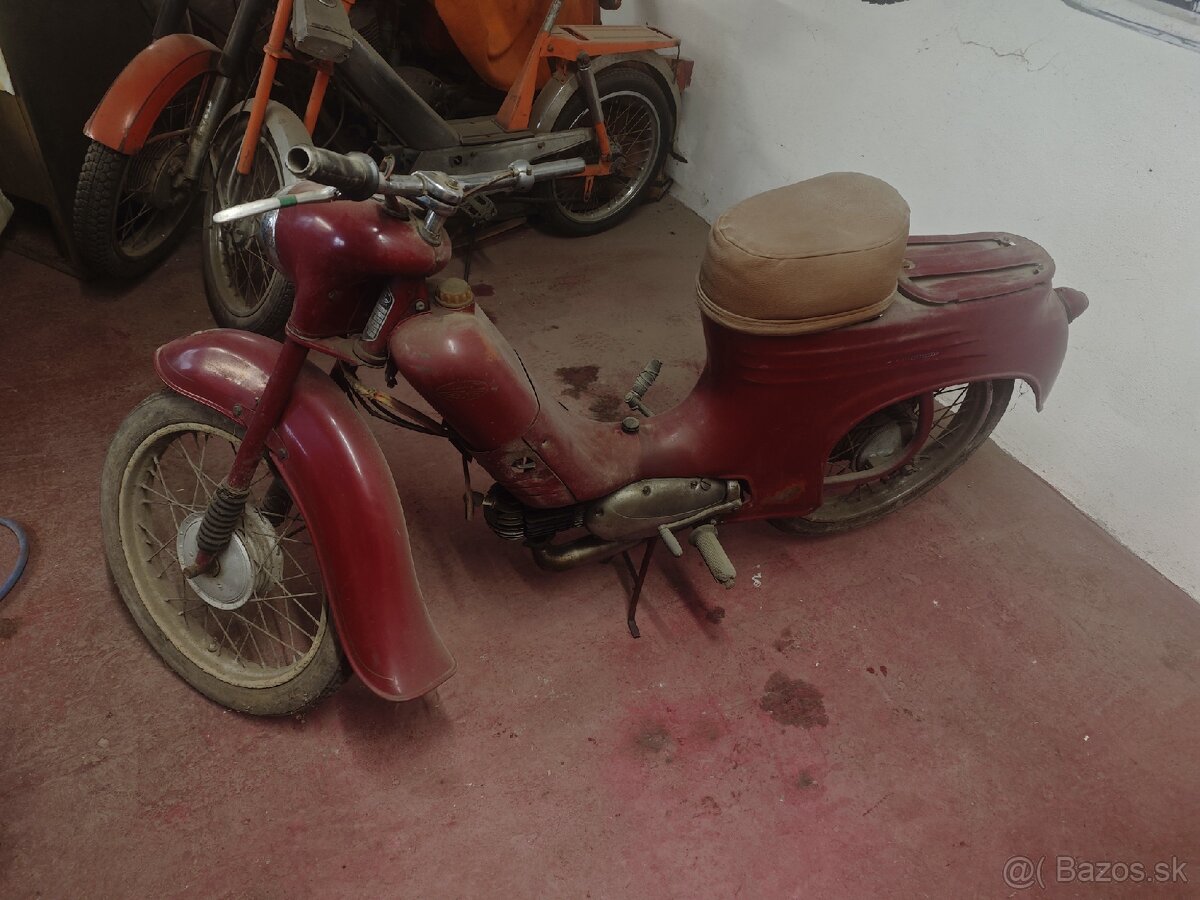 Jawa 555 - 8