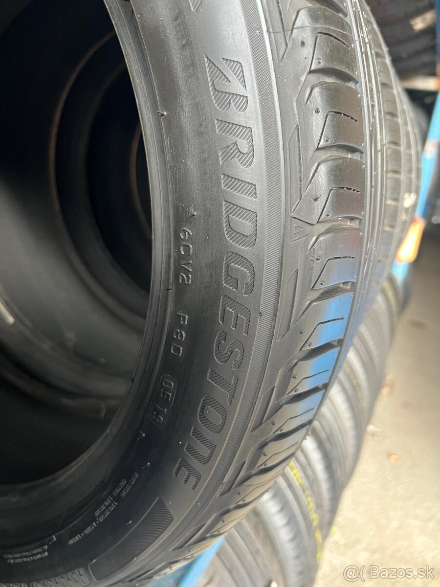 Letné pneumatiky Bridgestone 215/50R18 - 8