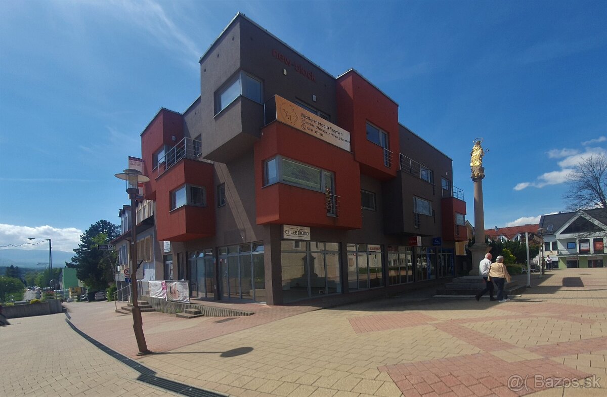 Kancelárske-obchodné priestory-centrum Prievidza - 8