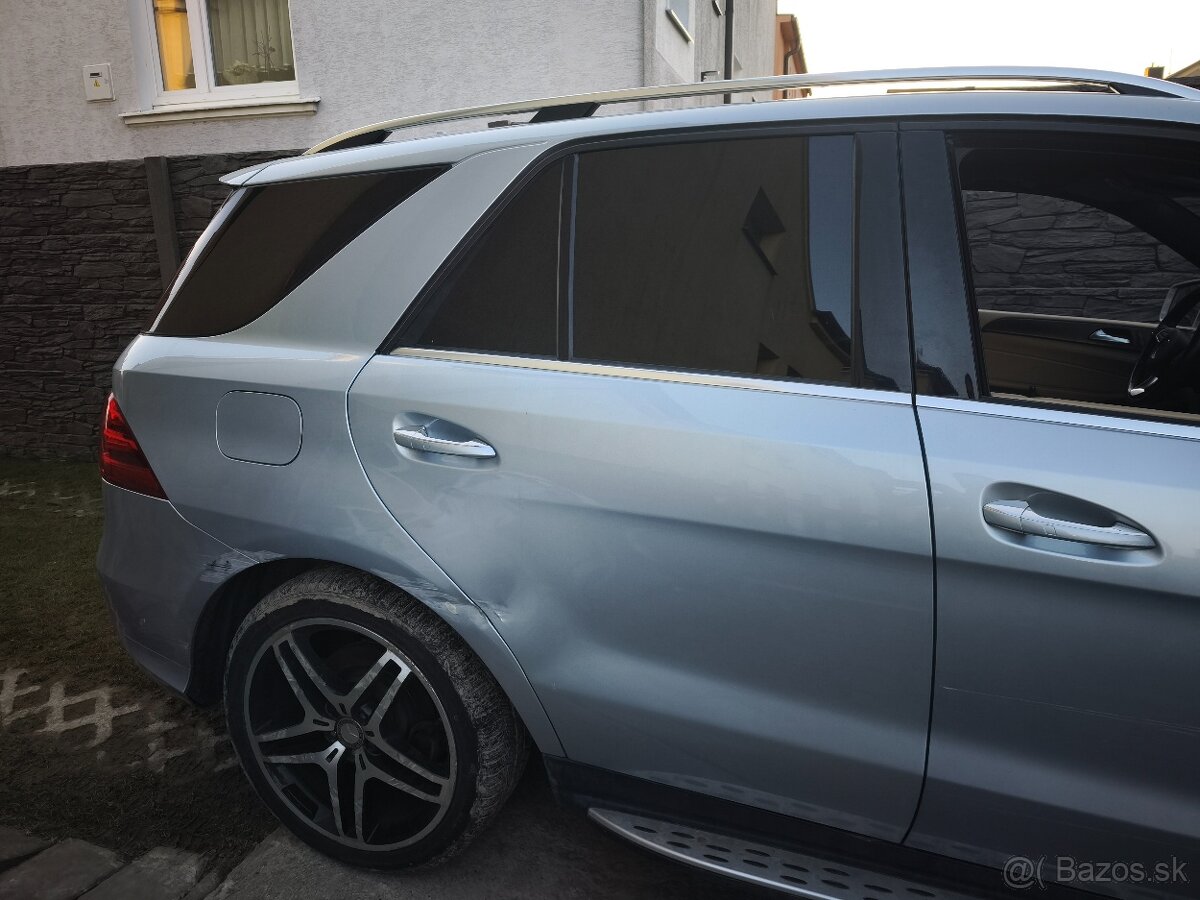Mercedes Benz GLE 500 e - 8