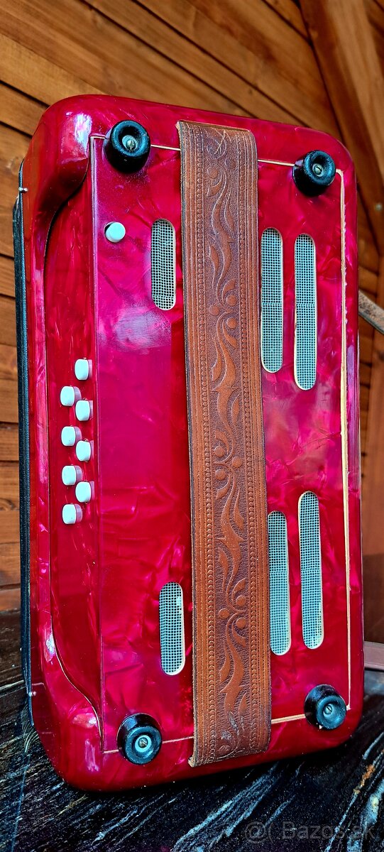 Heligónka Cyclop - 8