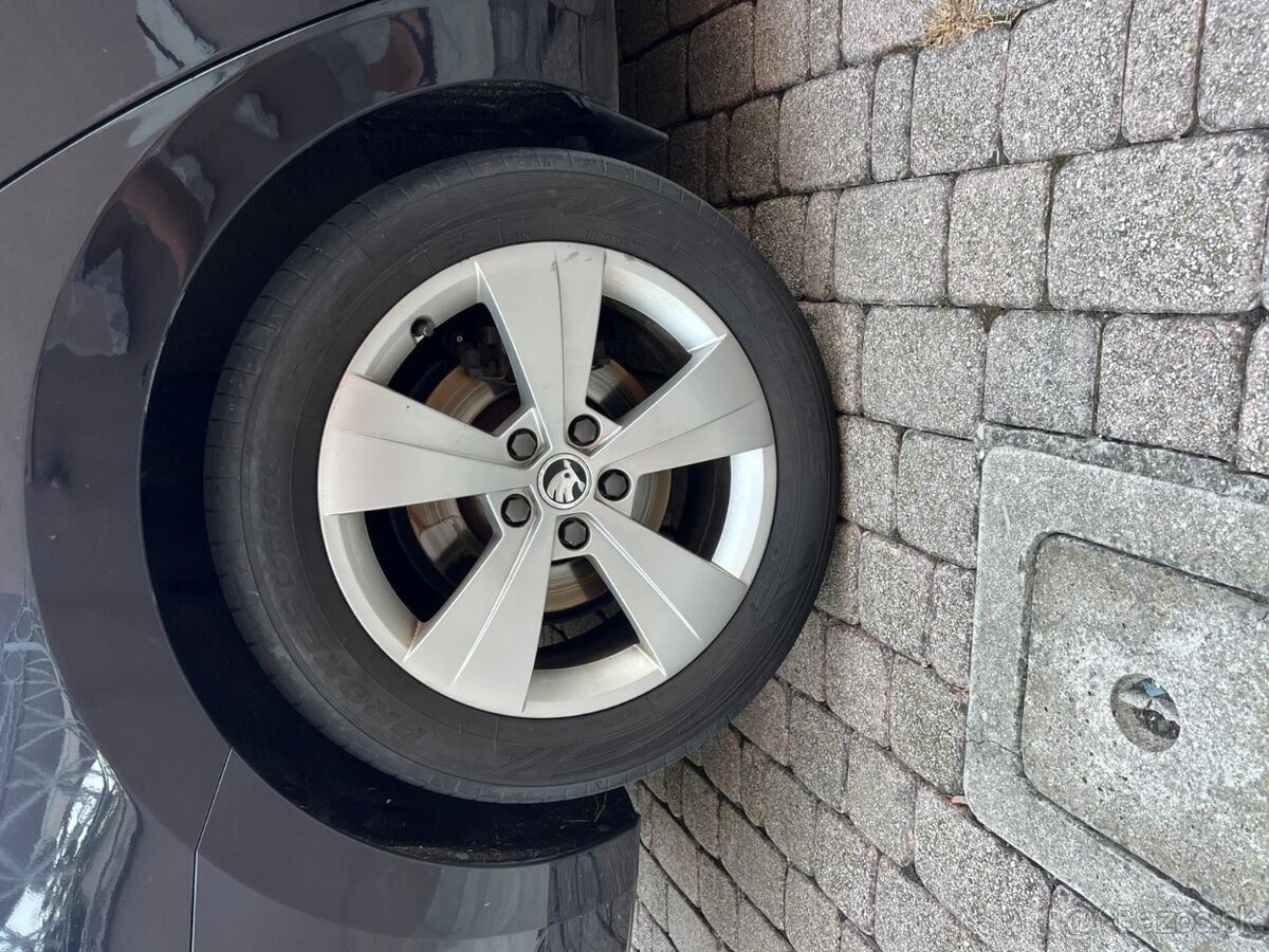 ŠKODA SUPERB 2,0TDi 110kw DSG GPS Panorama Xenon 2016 - 8