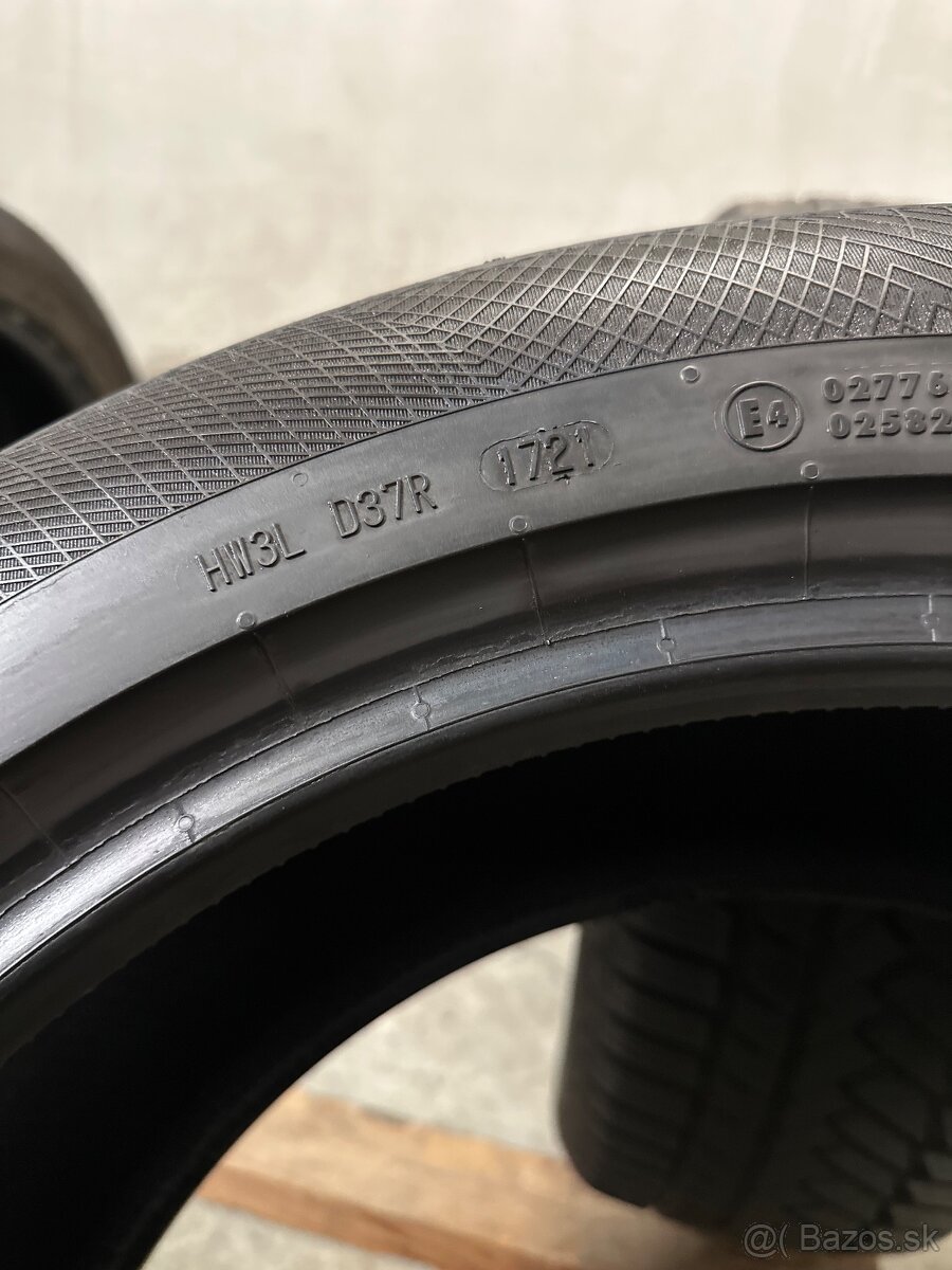 Zimné pneumatiky 235/55/18 Continental Wintercontact TS850P - 8