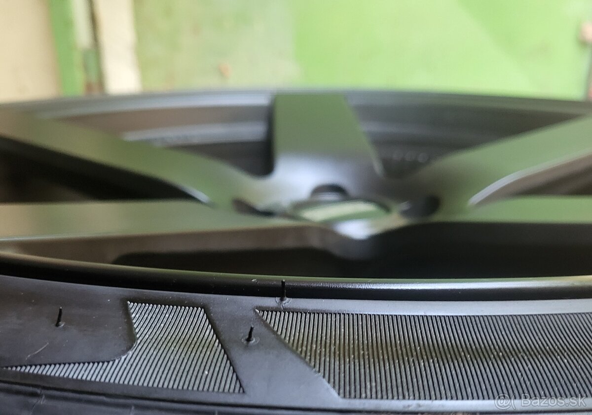 DISKY FOND METAL R20 5X112 - 8