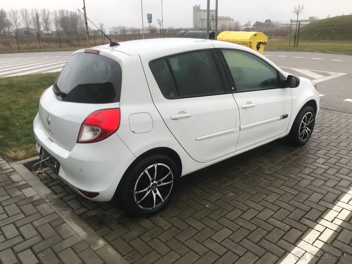 Renault Clio 1,2b Sport SK TP - 8