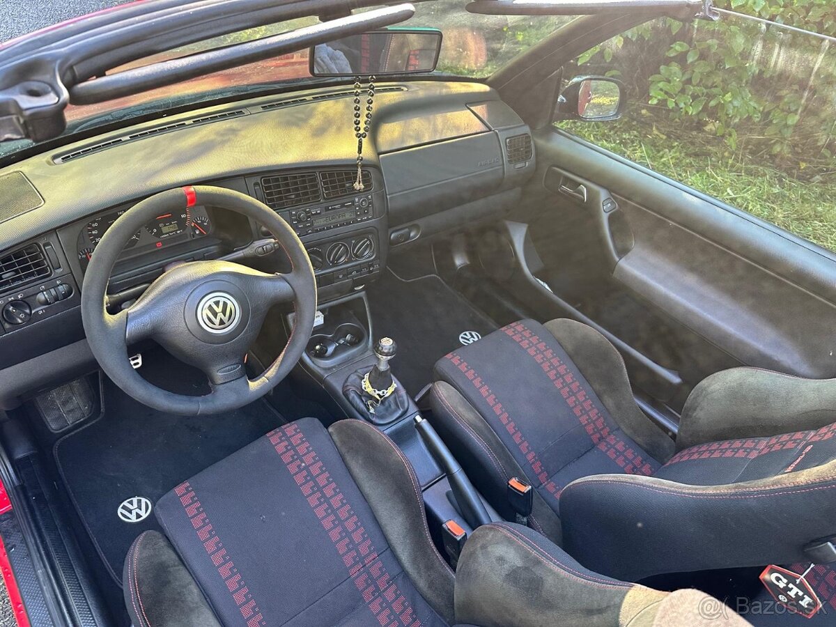 VW Golf 3,5 Cabrio - 8
