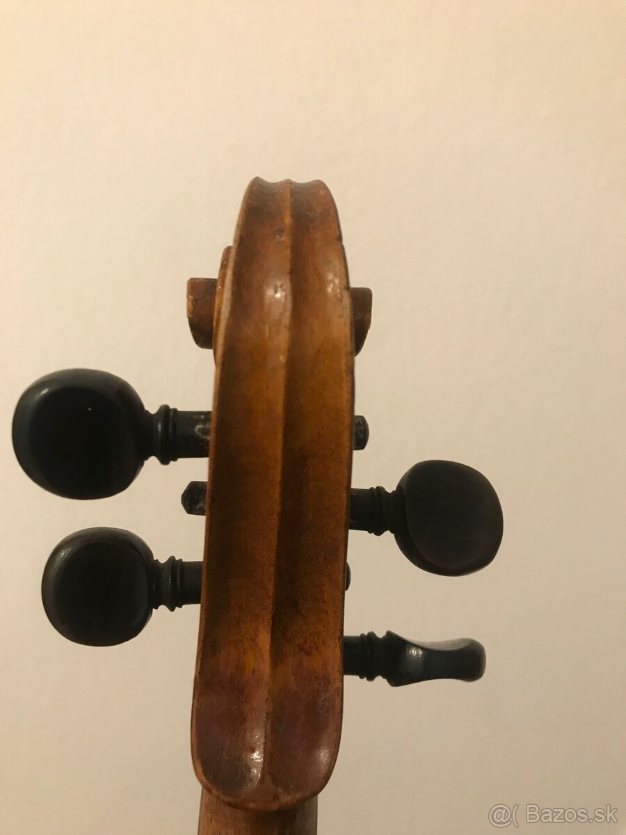 Husle 4/4 Gurneri - 8