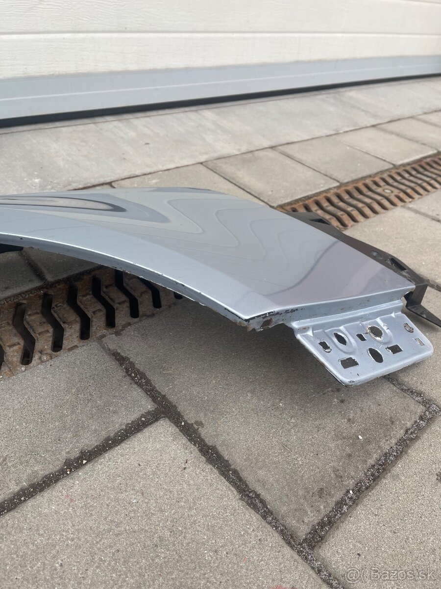 Predný blatník VW Passat B6 LB5M - 8