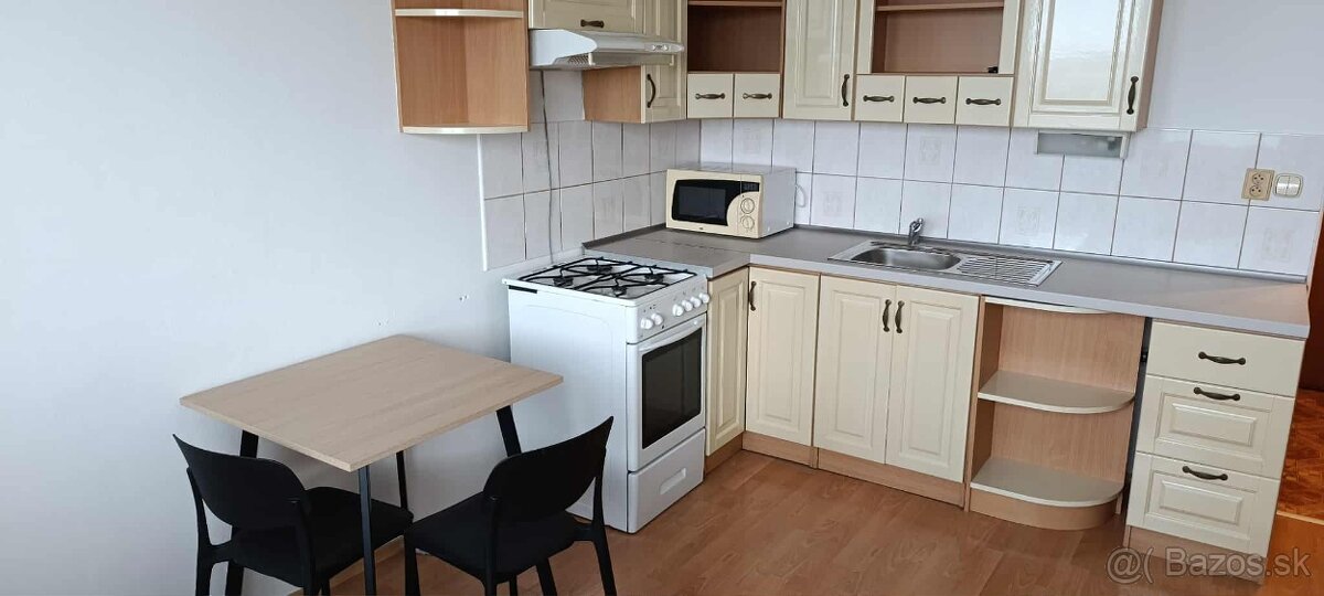 1 izbovy byt na prenajom - 8