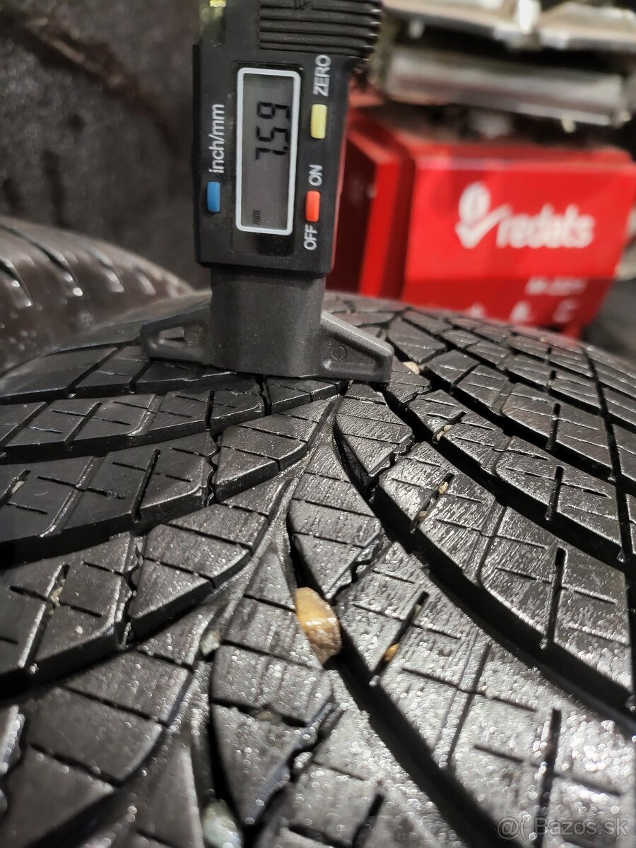 215/60 R17 Goodyear celorocne pneumatiky - 8