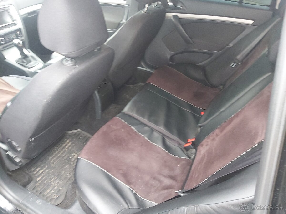 Škoda Octavia Combi 1.6 TDI CR DPF Elegance - 8