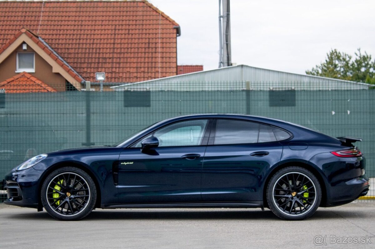 Porsche Panamera 4 E-Hybrid 4x4 A/T - 8