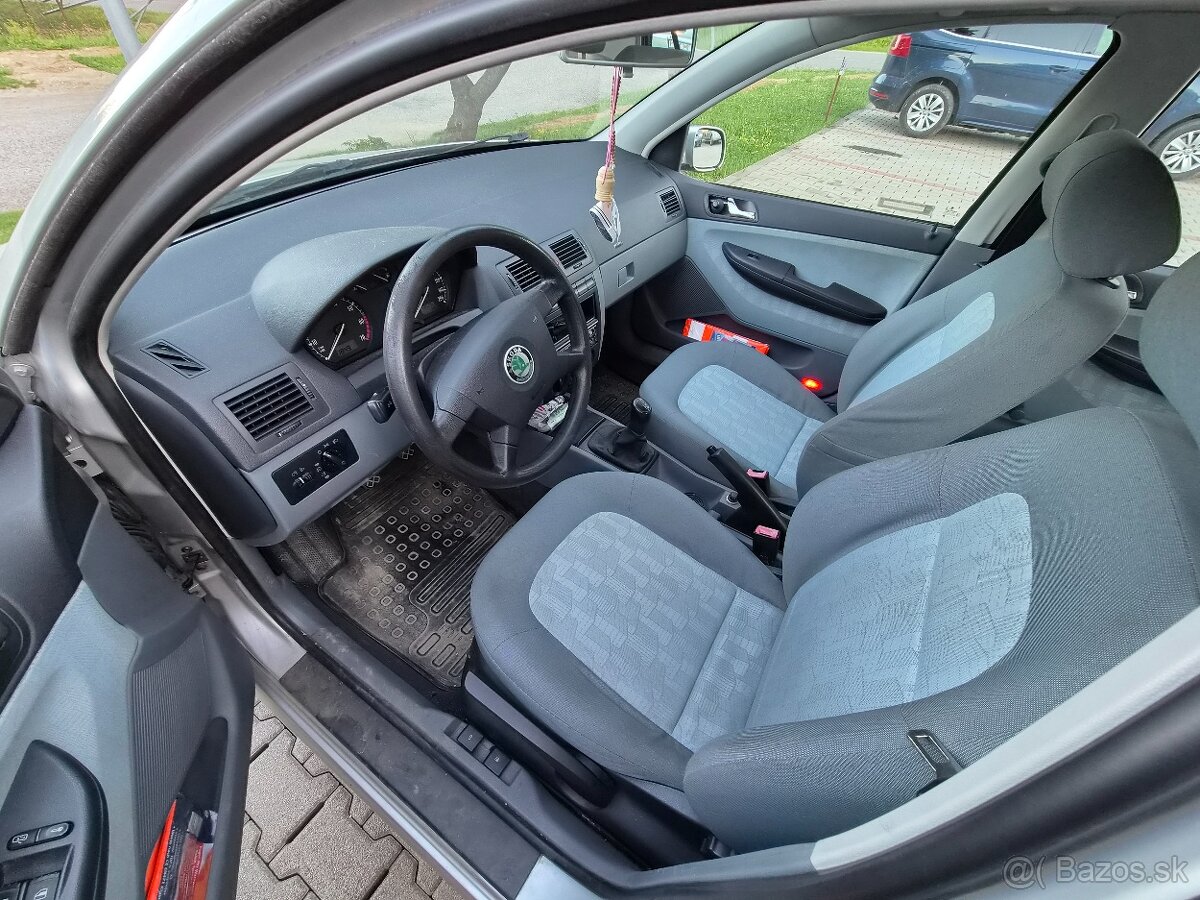 Skoda fabia 1.4 mpi - 8