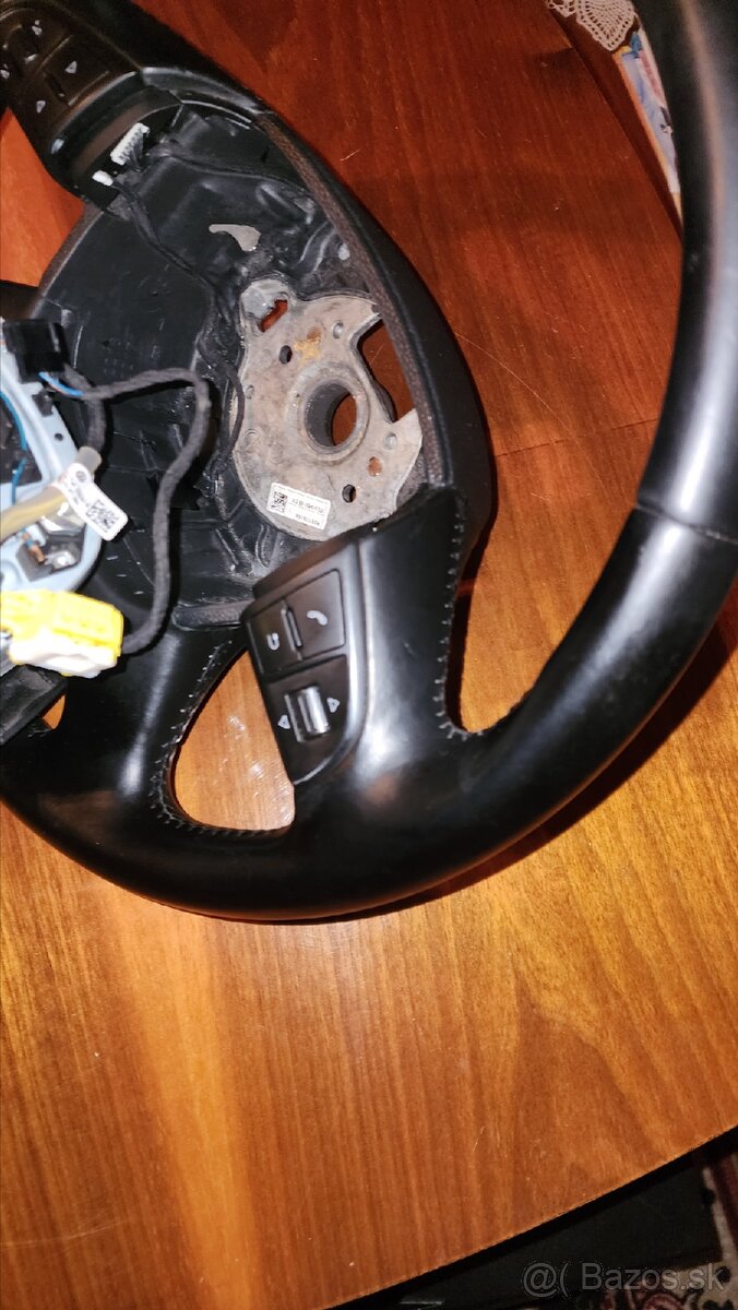 Volant Superb 2, Octavia 2 - 8