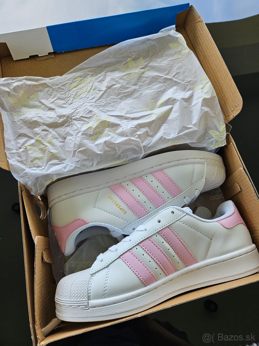 Adidas Superstar 39 1/3 - 8