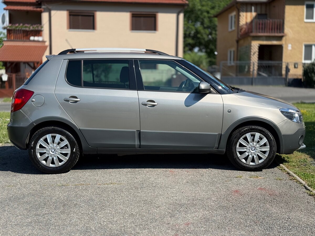 Škoda Fabia 1.2 TSI Scout - 8