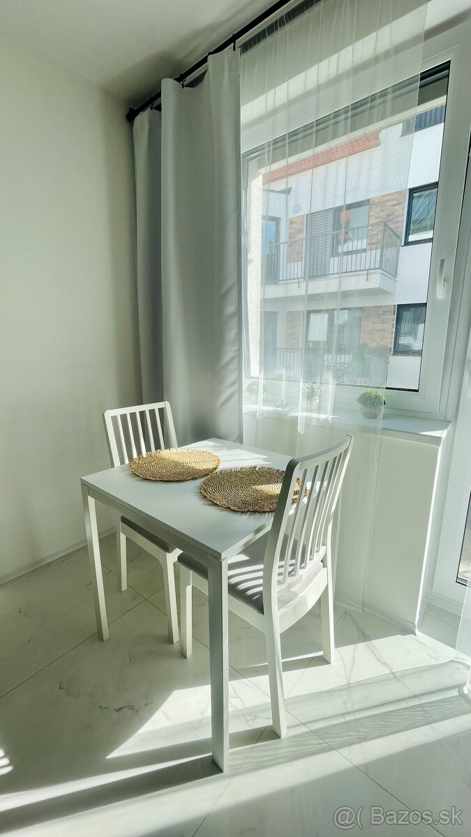 NA PRENÁJOM: Klimatizovaný 2 izbový byt s lódžiou - 8