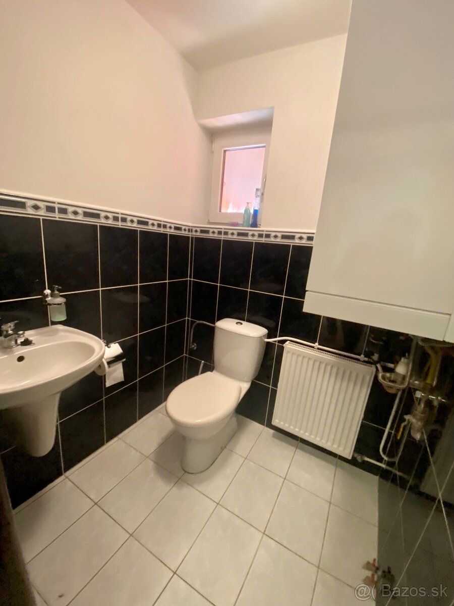 Prenájom 4i dom Záhorská Bystrica - 8