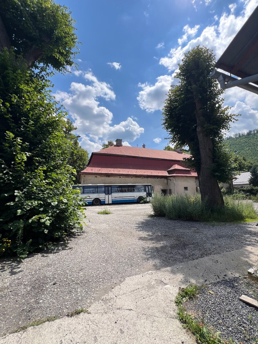 Predaj historického areálu – kaštieľ Liptovský Hrádok - 8