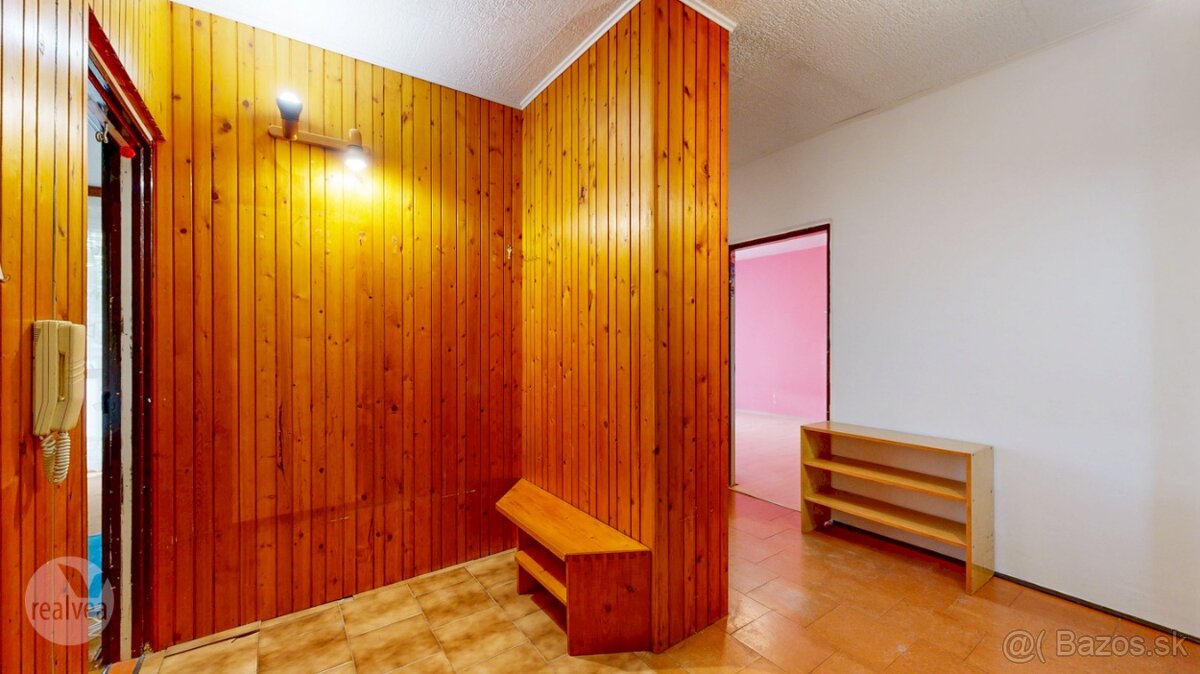 3 izbový byt v pôvodnom stave, ktorý čaká na vašu víziu - 8