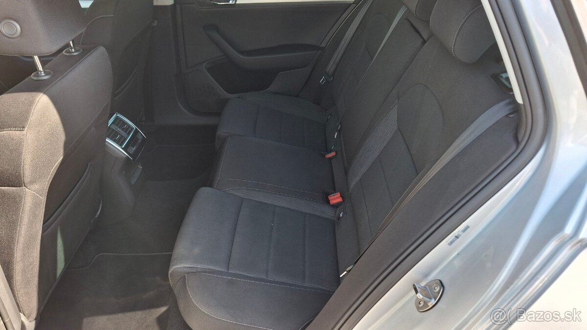 Škoda Superb Combi 2.0 TDI Ambition DSG - 8