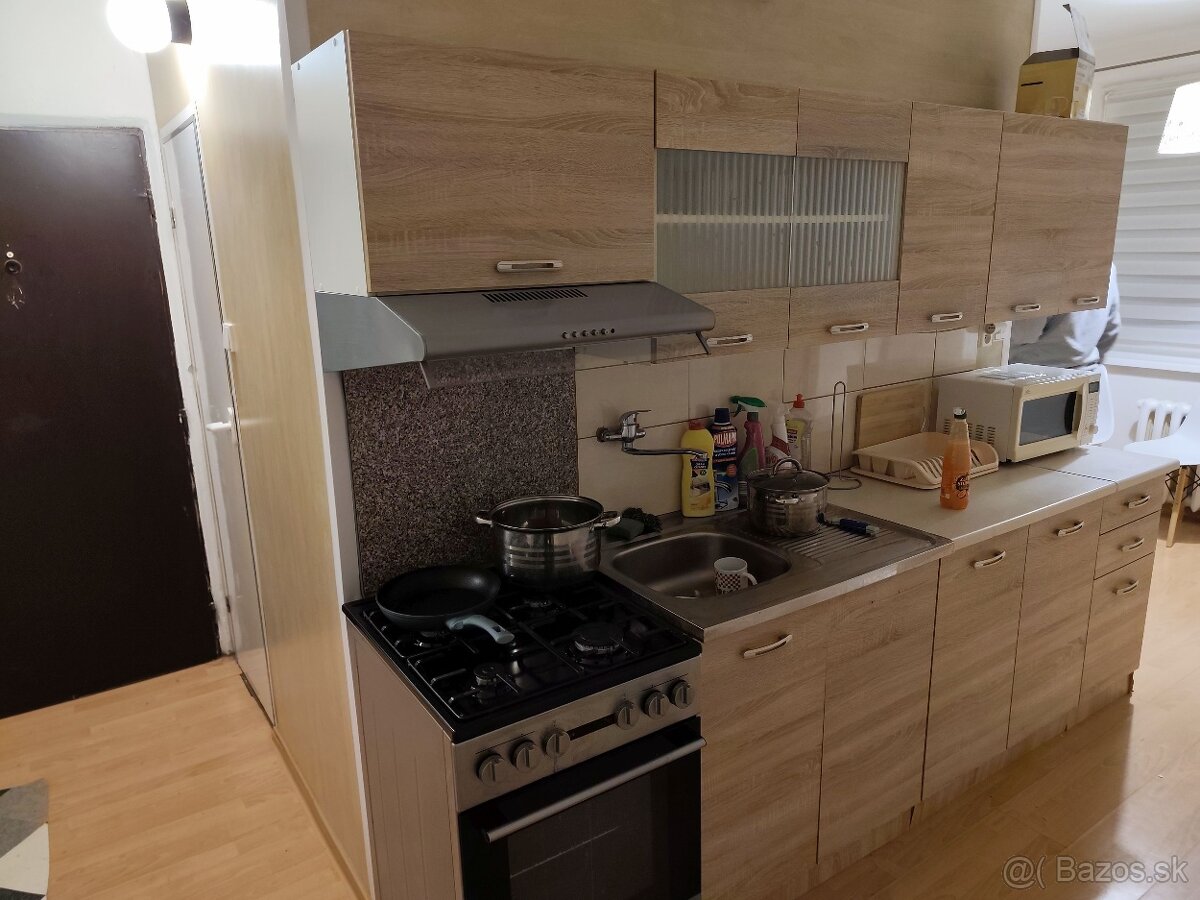 Prenájom 2 izbového bytu - 8