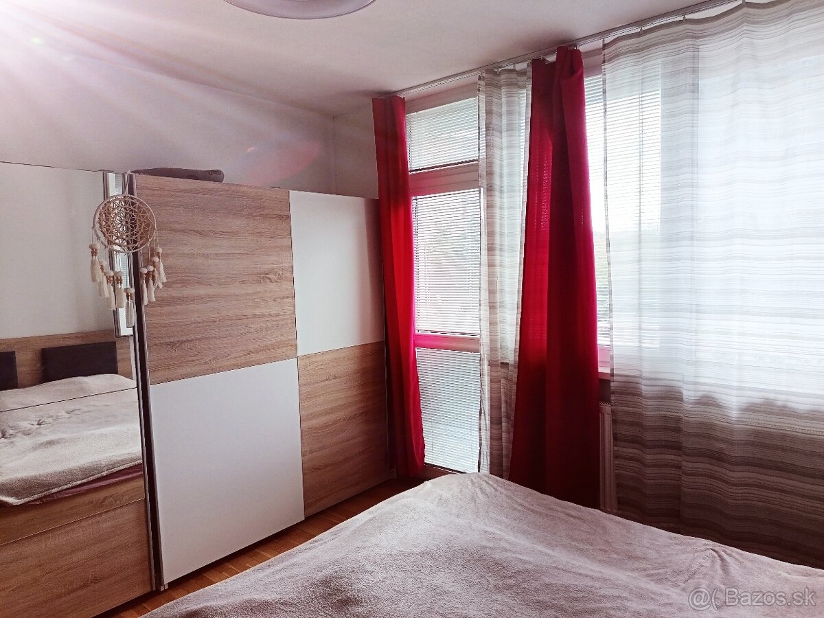 Predaj 2 i byt prerob. na 3 i. 2 balkóny Nitra - 8