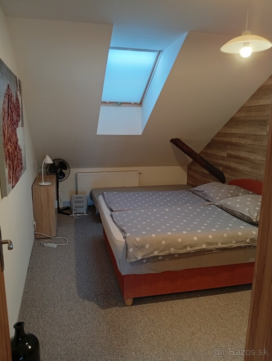 Prenajmem byt - 8