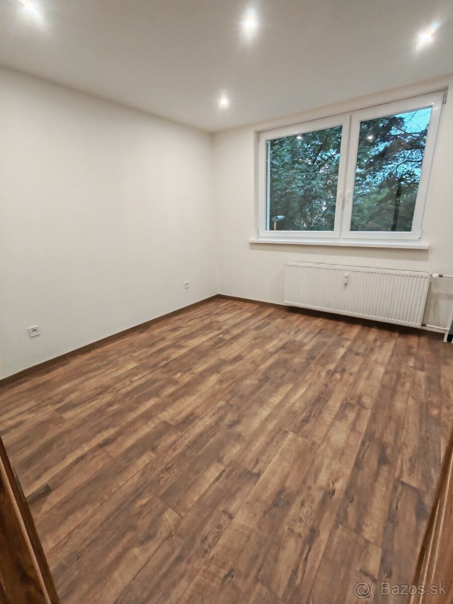 Prenájom - 3 izbový byt s balkónom - 8