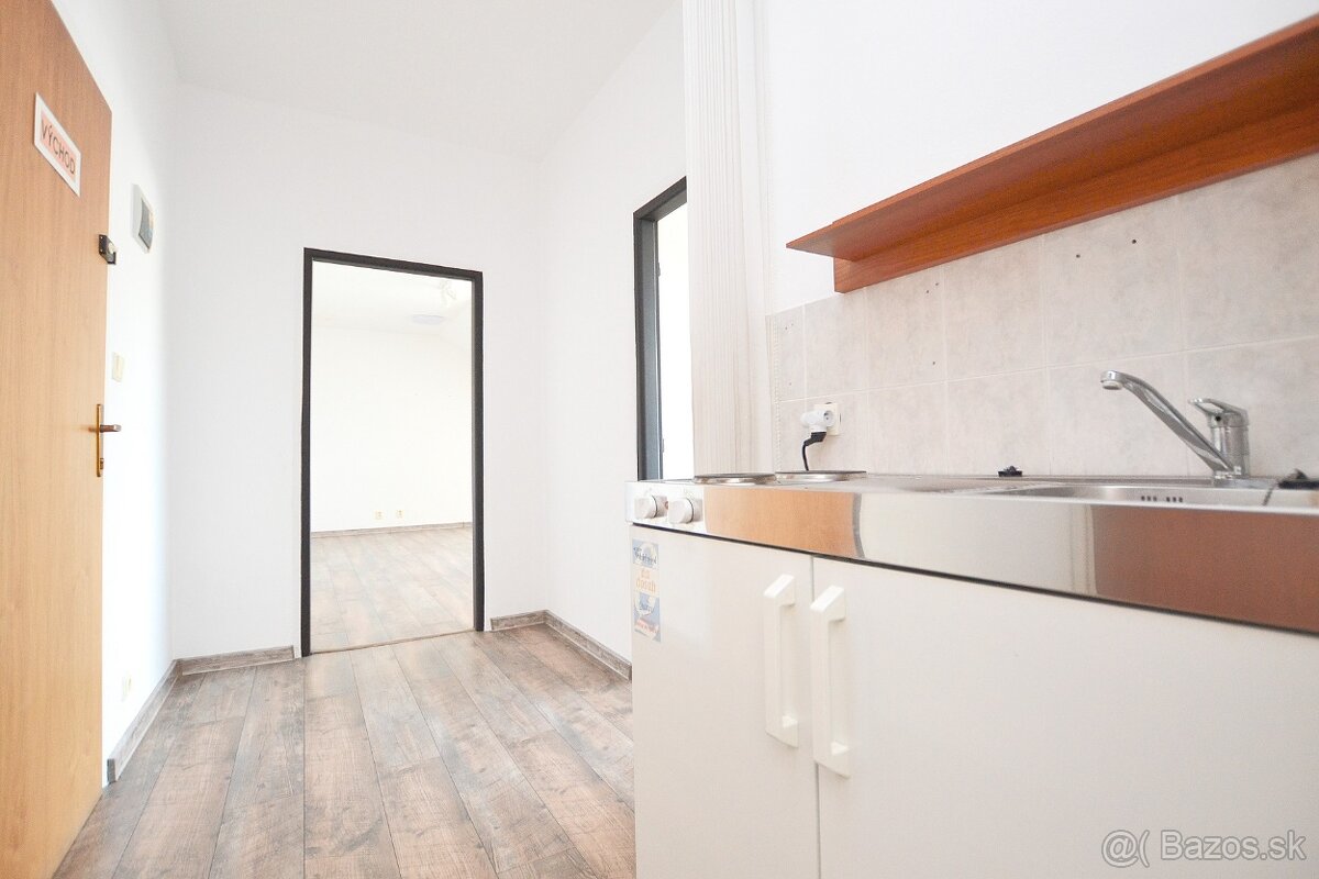 NA PRENÁJOM | PRIESTORY 44 m2 v blízkosti centra mesta - 8