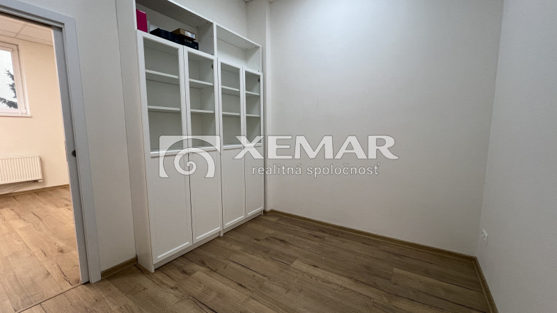 Kancelárske, obchodné priestory na prenájom, centrum Bans... - 8