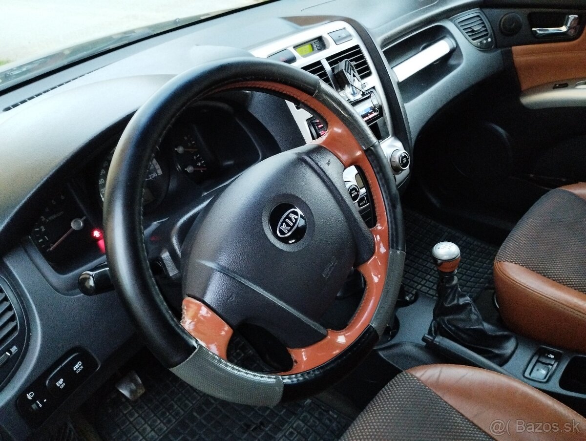 Predám Kia Sportage - 8