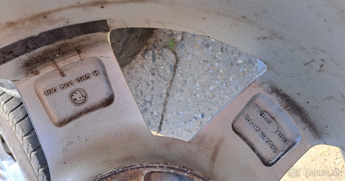 5x100 R15 Škoda - 8