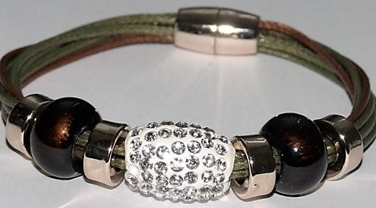 Moderne naramky s kamienkami - 8