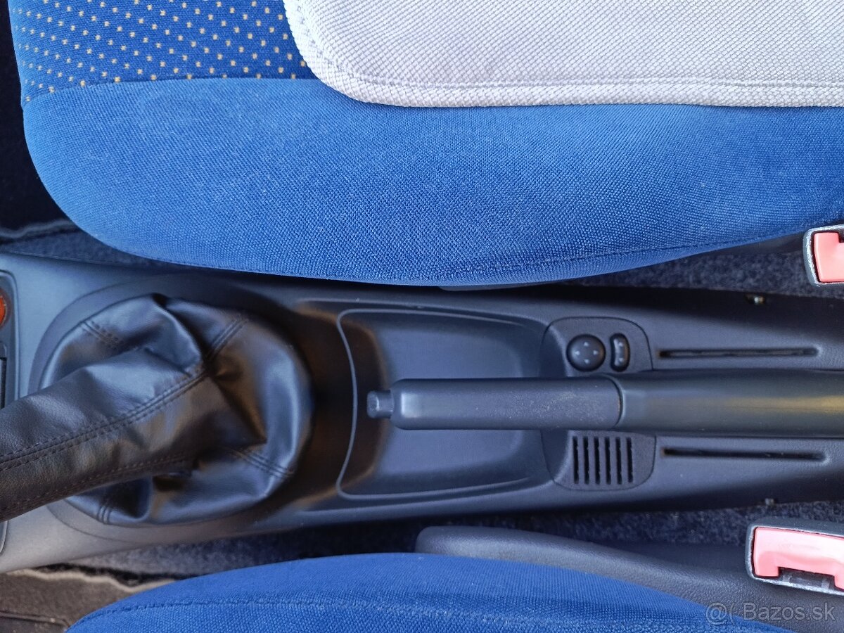 Fiat Punto 1.2 16V HLX - 8