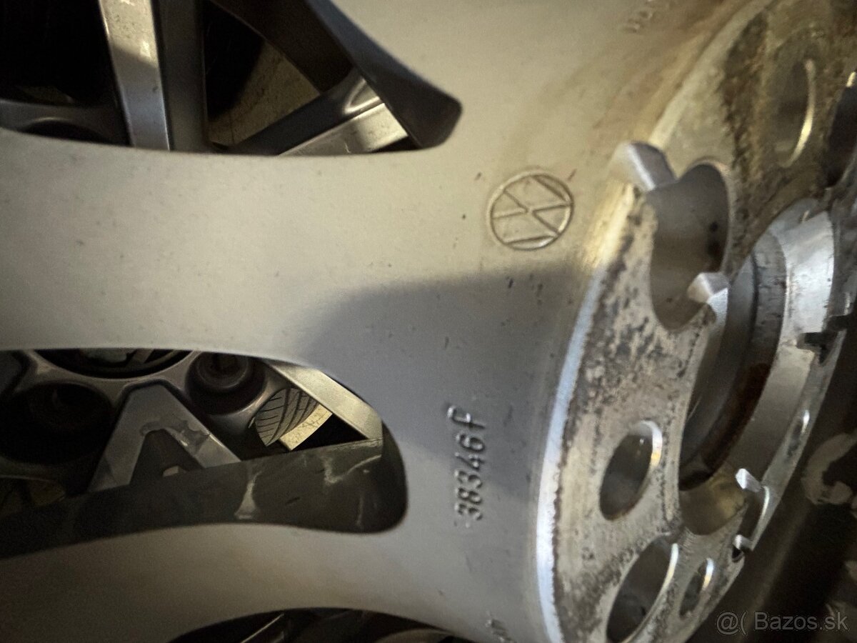 Disky R18 VW Touareg s pneu 255/60 R18 - 8