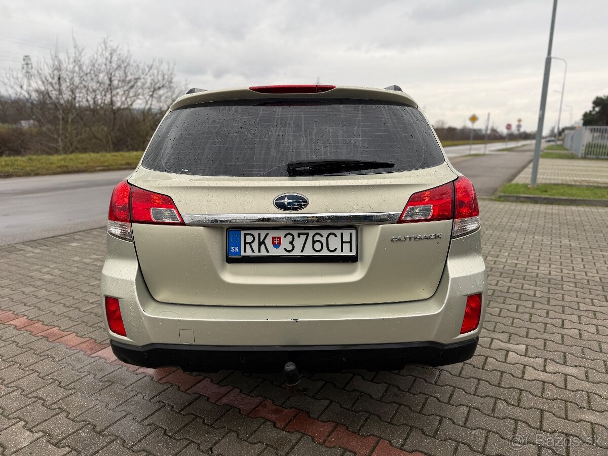 Subaru outback BR benzín 2,5 2010 4x4 - 8