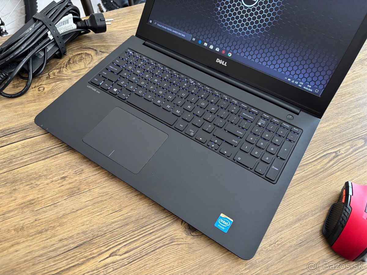 Dell/Notebook/8GB RAM/500GB/Intel HD 2GB Grafika - 8