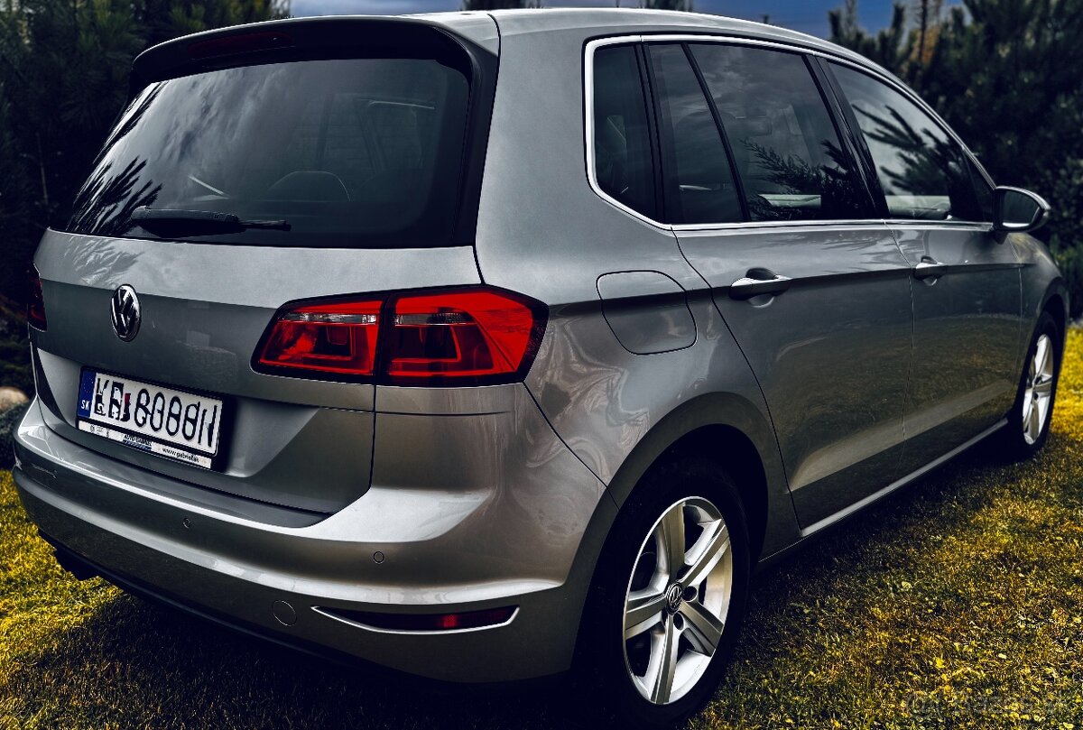 VW Golf Sportsvan benzín Highline 1.4 TSI BMT - 8