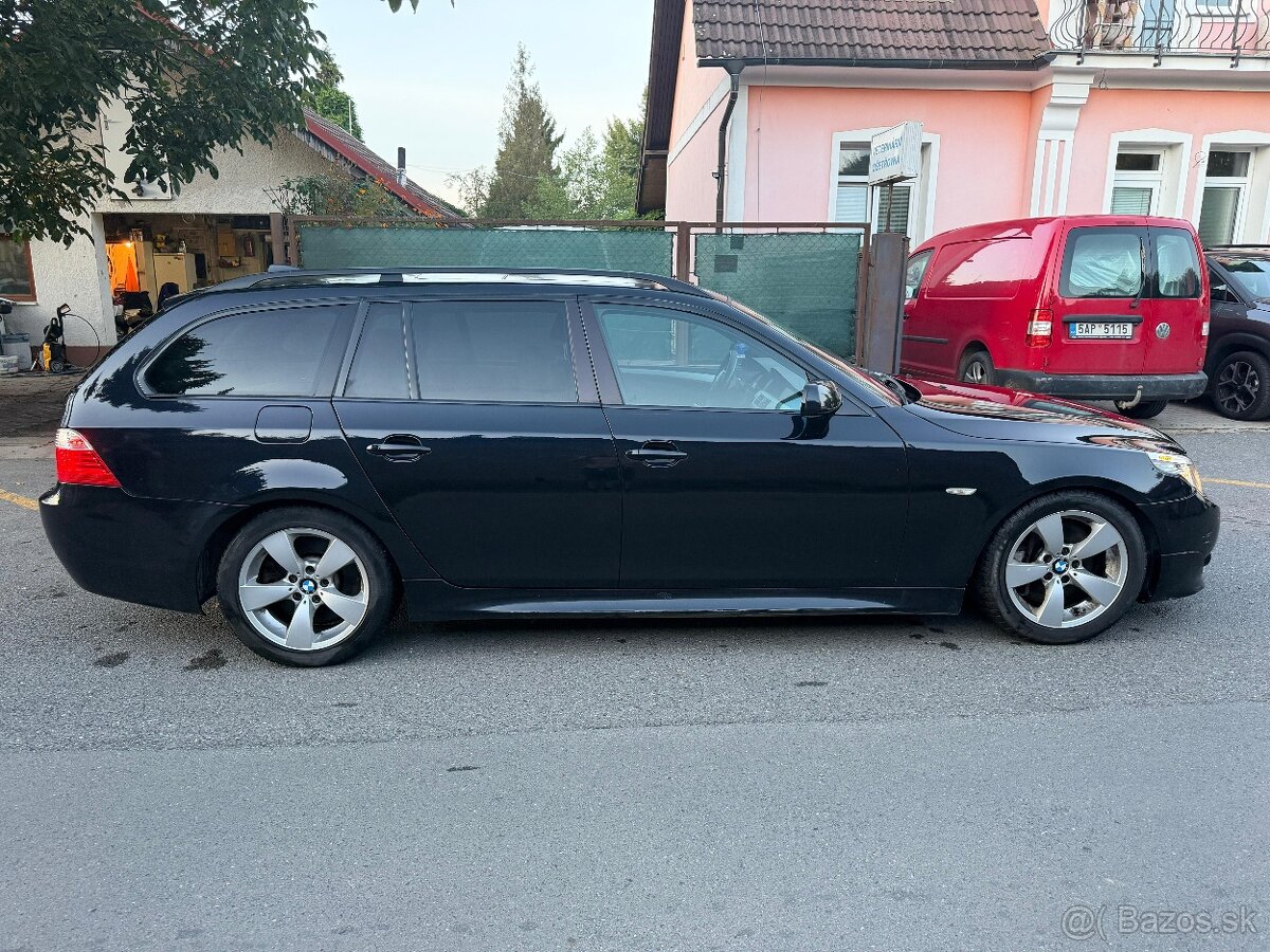 BMW 535d e61, Čr, 2. majitel, kombi, panorama atd - 8